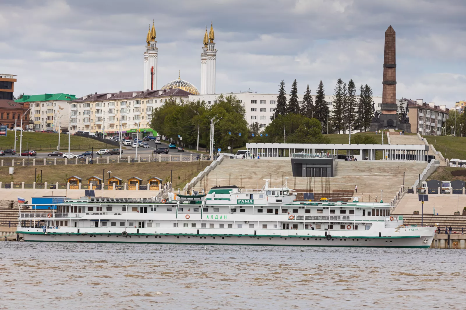 Фото теплохода Алдан